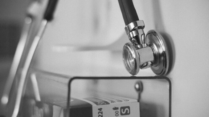 stethoscope 840125 1280