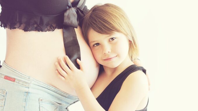 pregnant 775036 1280